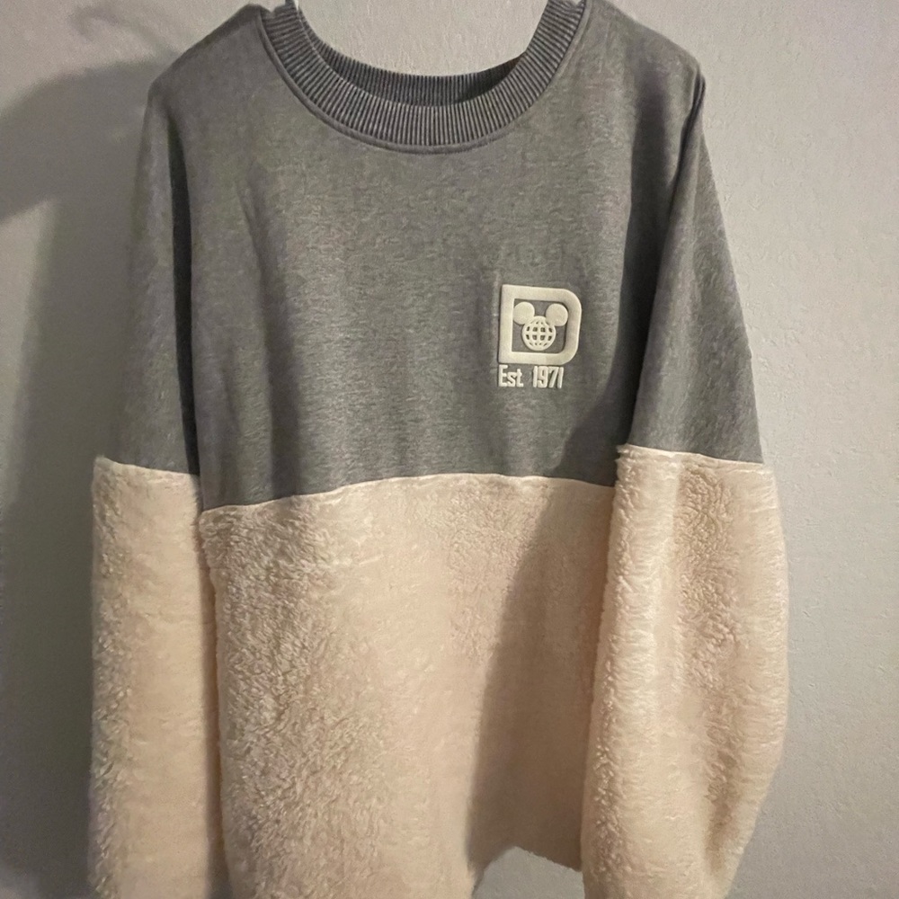 Disney sherpa fleece spirit jersey NWT detached